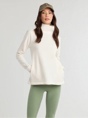 Dudley Stephens Cobble Hill Vello Fleece Turtleneck Tunic Top Cream Cozy Light